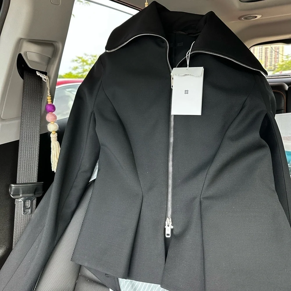 New Givenchy Peplum Wool-Mohair Zip Up Jacket Size 38 - Picture 3 of 15